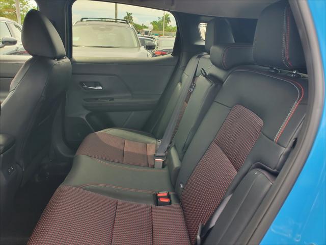 2025 Nissan Kicks SR FWD