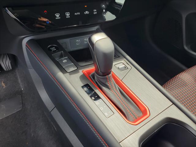 2025 Nissan Kicks SR FWD