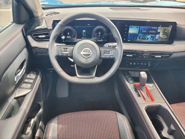 2025 Nissan Kicks SR FWD