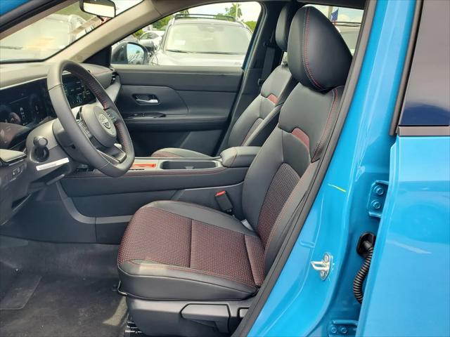 2025 Nissan Kicks SR FWD