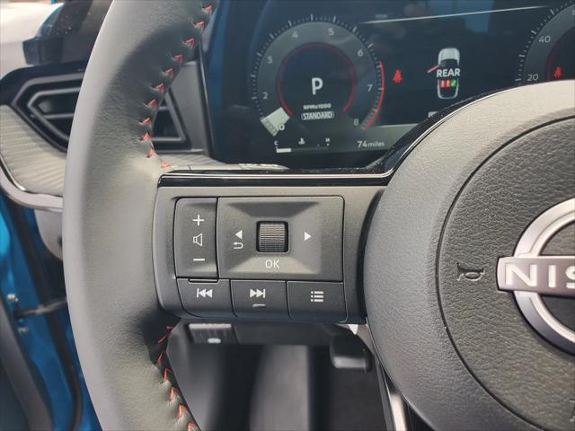 2025 Nissan Kicks SR FWD
