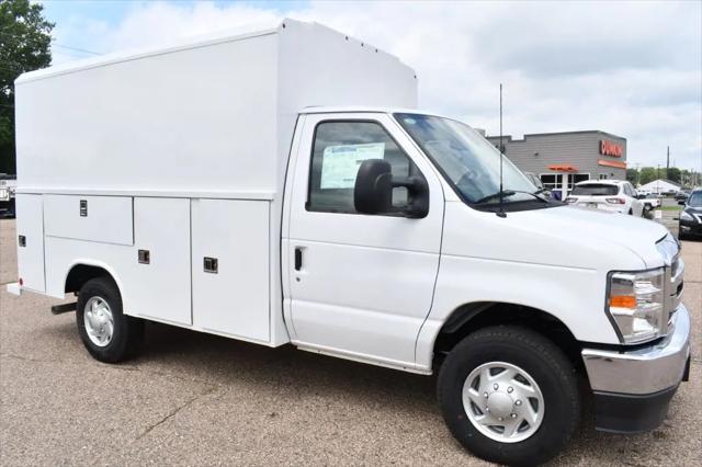 2026 Ford E-350 Cutaway E-Series Cutaway