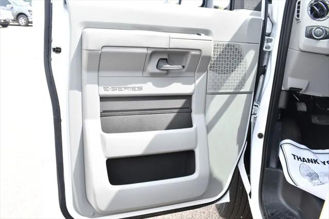 2026 Ford E-350 Cutaway E-Series Cutaway