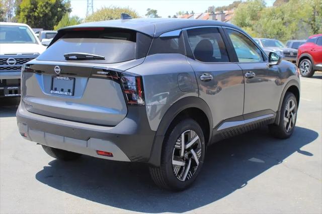 2025 Nissan Kicks SV FWD