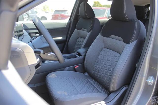 2025 Nissan Kicks SV FWD