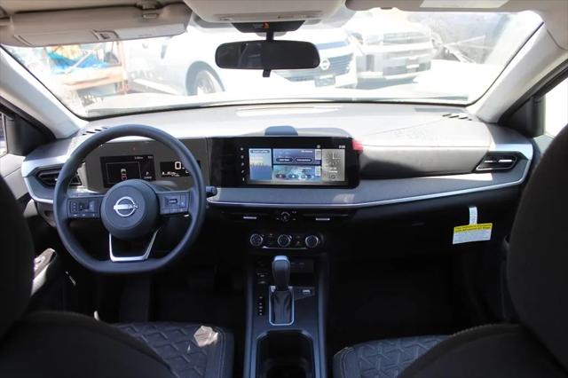 2025 Nissan Kicks SV FWD