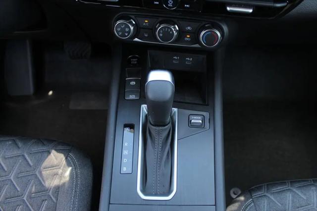 2025 Nissan Kicks SV FWD