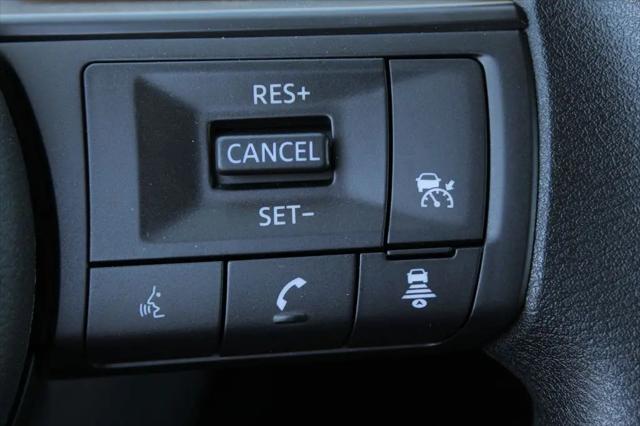 2025 Nissan Kicks SV FWD