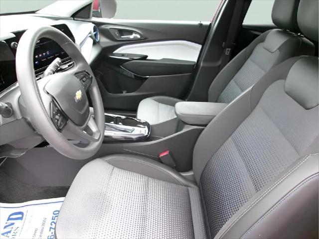 2024 Chevrolet Trax FWD LT