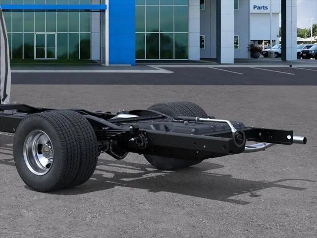 2025 Chevrolet Express Cutaway 4500 Van