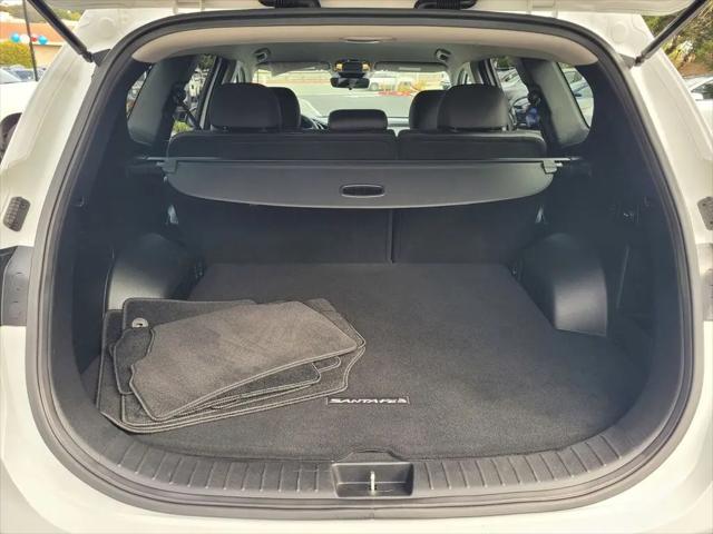 2022 Hyundai Santa Fe SE