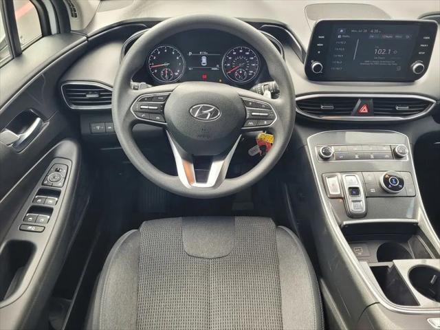 2022 Hyundai Santa Fe SE