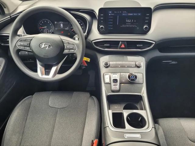 2022 Hyundai Santa Fe SE