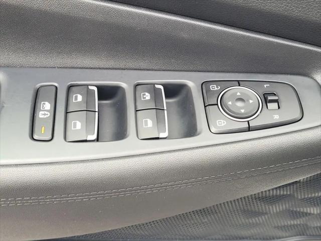 2022 Hyundai Santa Fe SE