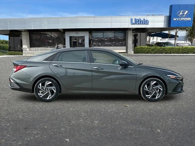 2025 Hyundai Elantra Hybrid Limited