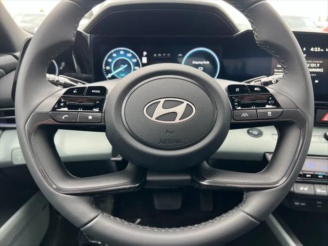 2025 Hyundai Elantra Hybrid Limited