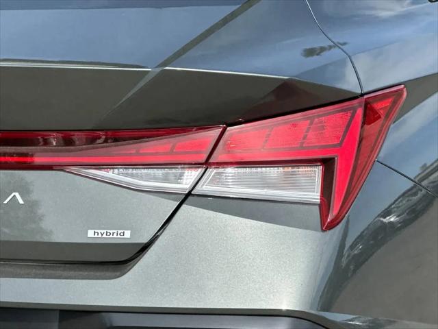 2025 Hyundai Elantra Hybrid Limited