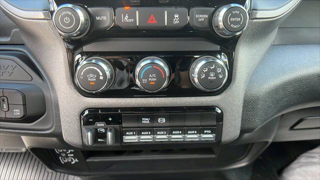 2025 Ram 3500 Tradesman/Big Horn