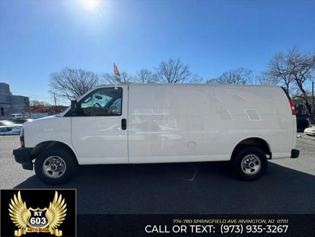 2023 GMC Savana Cargo RWD 2500 Extended Wheelbase Work Van