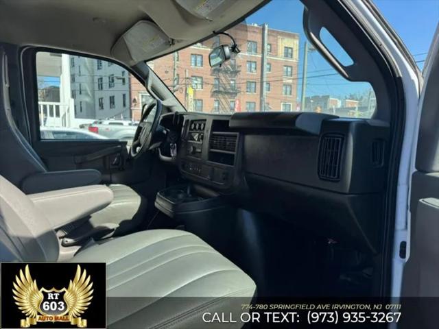 2023 GMC Savana Cargo RWD 2500 Extended Wheelbase Work Van