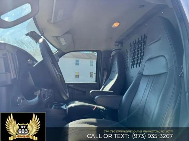 2023 GMC Savana Cargo RWD 2500 Extended Wheelbase Work Van