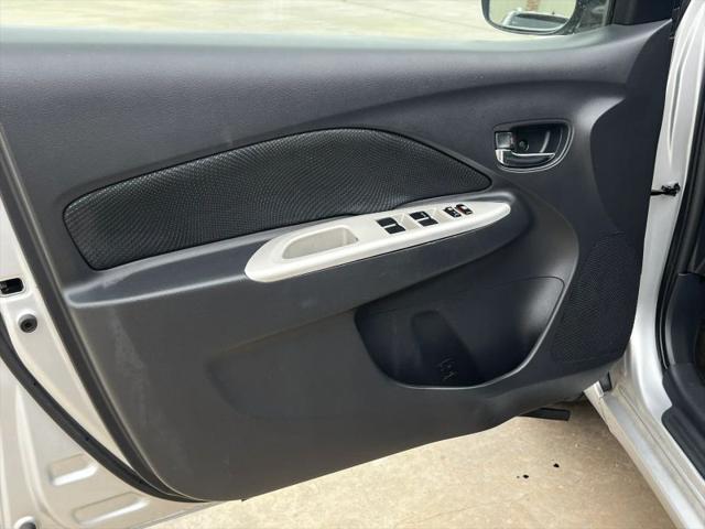 2010 Toyota Yaris Base