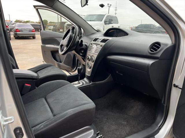 2010 Toyota Yaris Base