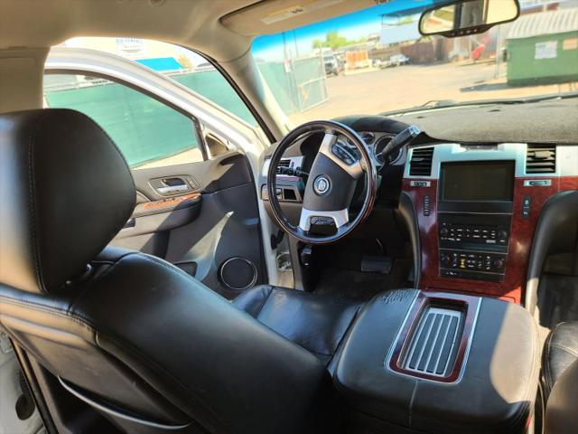 2012 Cadillac Escalade Standard
