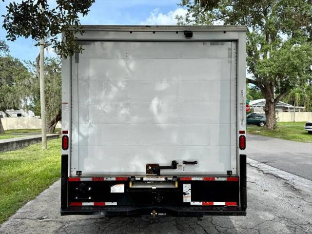 2022 Ford E-350 Cutaway Base