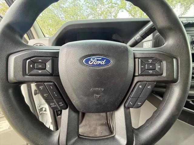 2022 Ford E-350 Cutaway Base