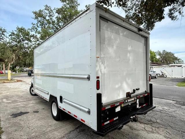2022 Ford E-350 Cutaway Base