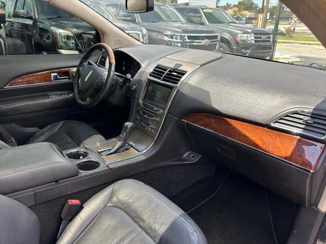 2013 Lincoln MKX Base