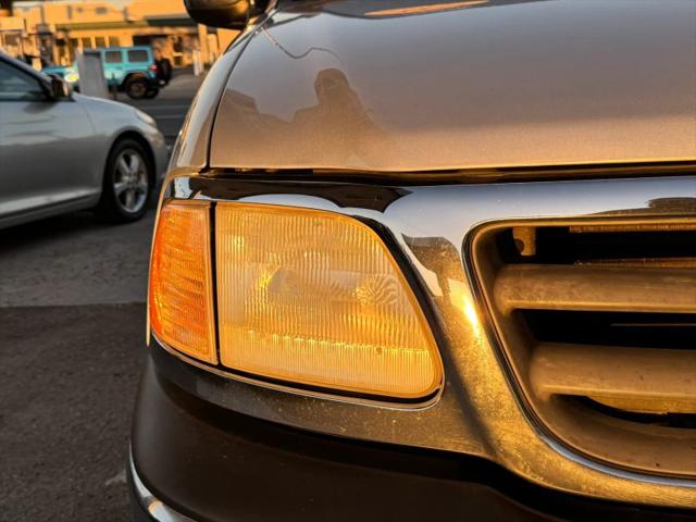 2002 Ford F-150 LARIAT