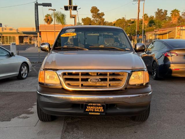 2002 Ford F-150 LARIAT