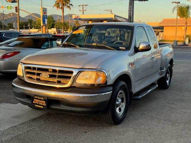 2002 Ford F-150 LARIAT