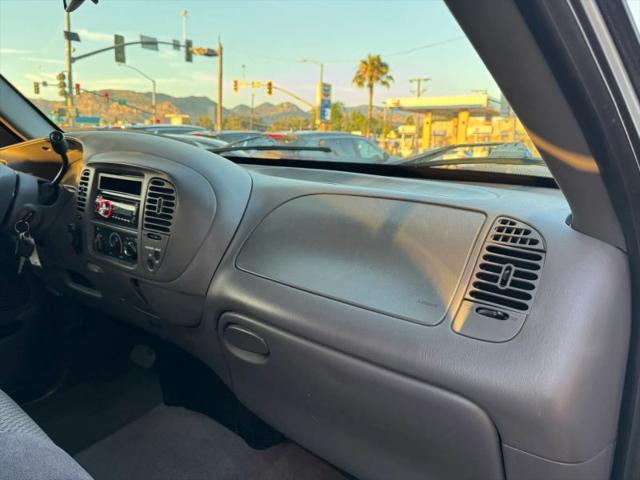2002 Ford F-150 LARIAT