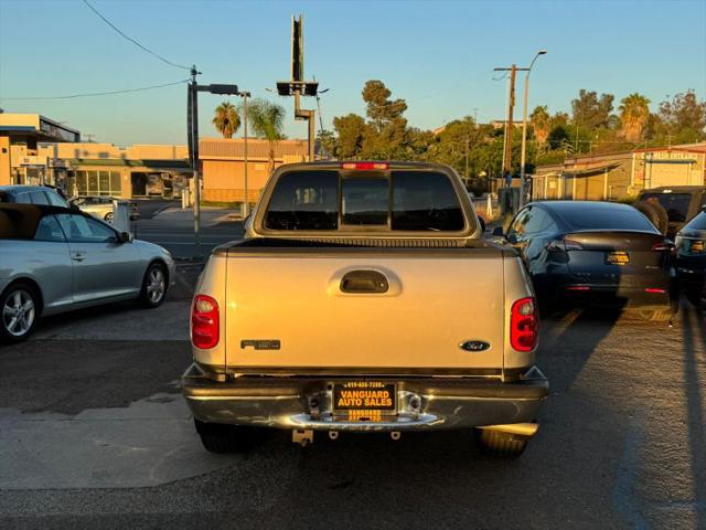 2002 Ford F-150 LARIAT