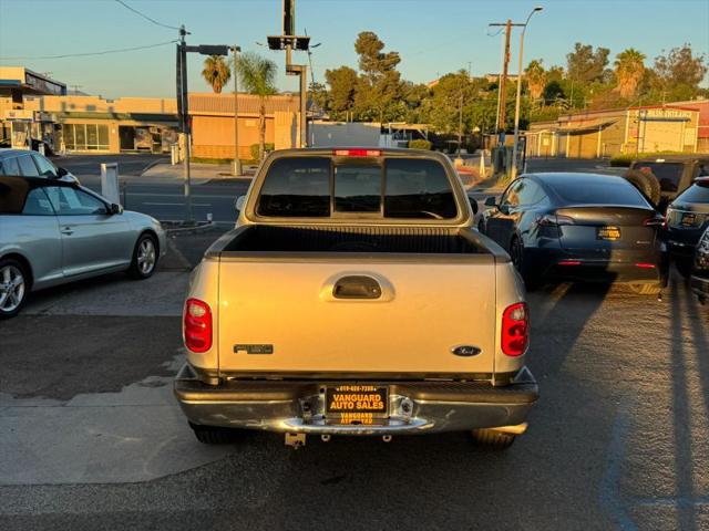2002 Ford F-150 LARIAT