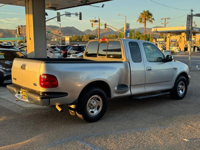 2002 Ford F-150 LARIAT
