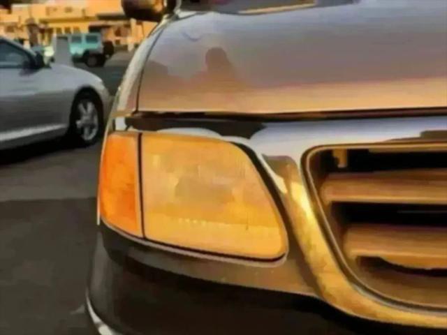 2002 Ford F-150 LARIAT