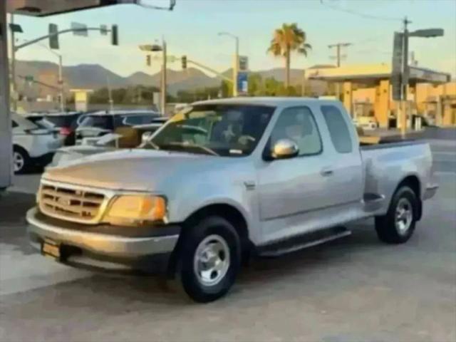 2002 Ford F-150 LARIAT