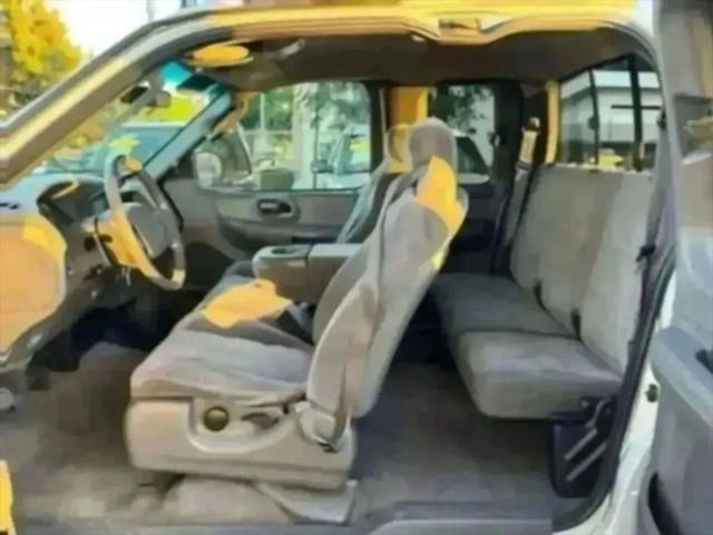 2002 Ford F-150 LARIAT