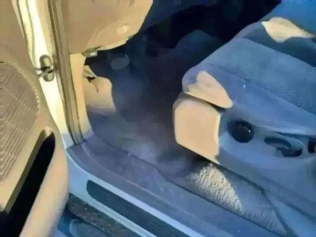 2002 Ford F-150 LARIAT