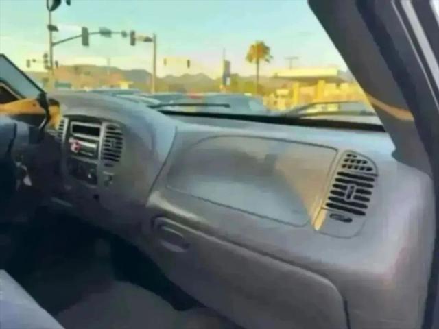 2002 Ford F-150 LARIAT