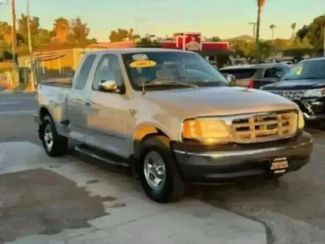 2002 Ford F-150 LARIAT