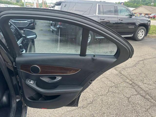 2017 Mercedes-Benz C-CLASS C 300 Luxury 4MATIC