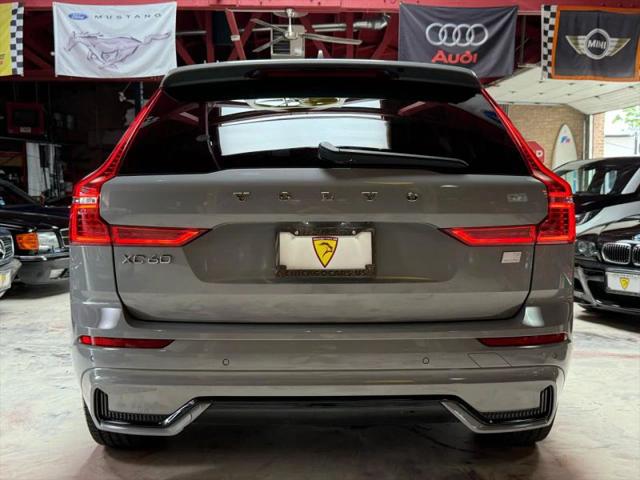 2024 Volvo XC60 Recharge T8 Core Dark Theme