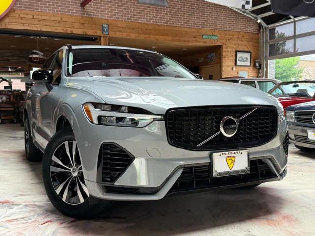 2024 Volvo XC60 Recharge T8 Core Dark Theme