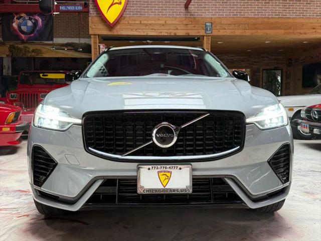 2024 Volvo XC60 Recharge T8 Core Dark Theme