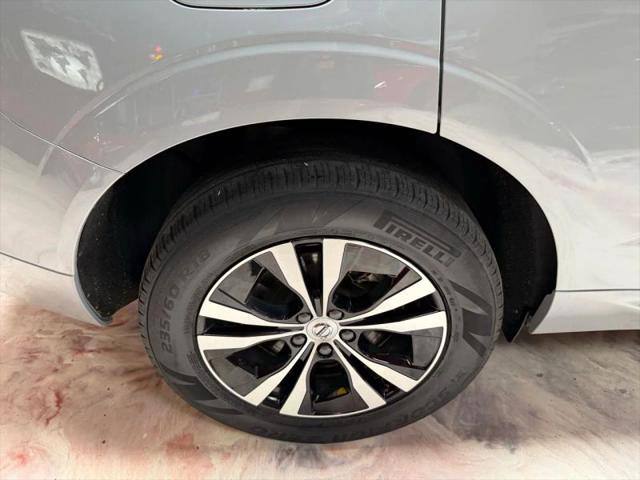 2024 Volvo XC60 Recharge T8 Core Dark Theme